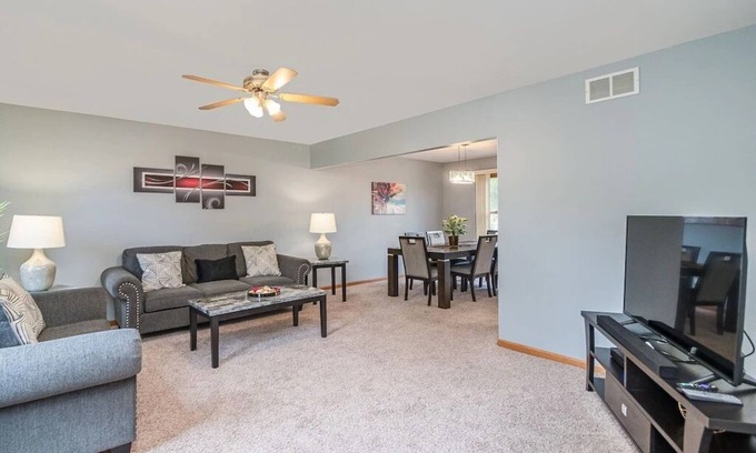 Woodridge House | Woodridge FHS Rental