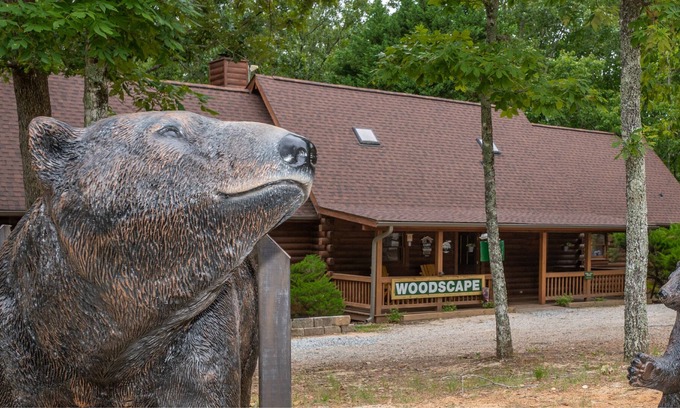 Pine Mountain Valley Cabin | Woodscape Cabins "Deer" - End Cabin of Triplex