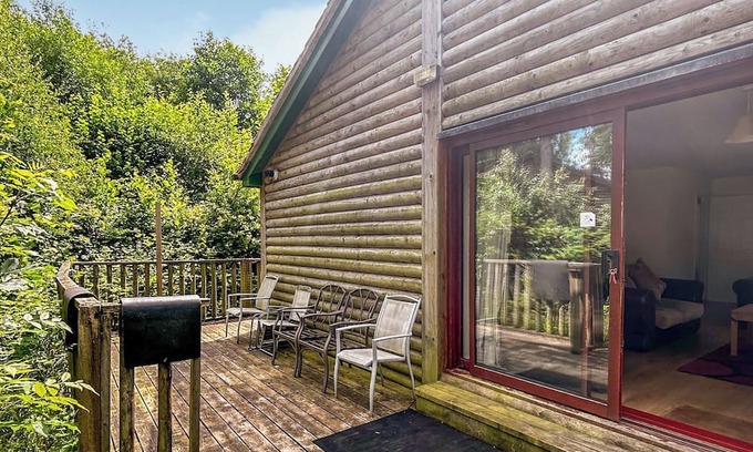 Boraston Cottage | Woodside Fishery - Kingfisher