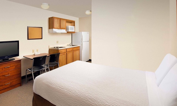 Pleasant Hill Hotel | WoodSpring Suites Des Moines Pleasant Hill