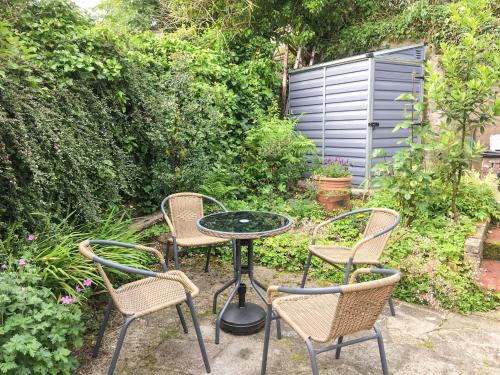 Porthmadog House | Woodville