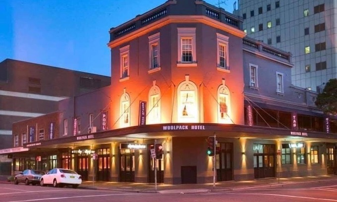 Parramatta CBD Hotel | Woolpack Hotel