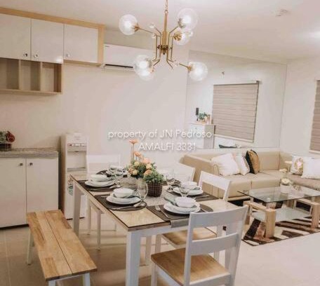 Cebu Apartment | Work-friendly Mountain-view condo near SM Seaside
