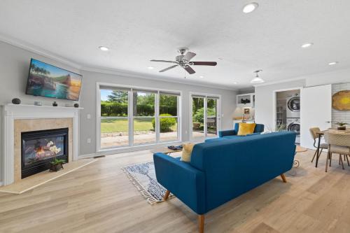 Jeffersonville - Clarksville House | Work-friendly & near downtown