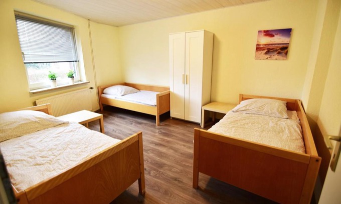 Rheidt House | Work & Stay Ferienhaus Niederkassel