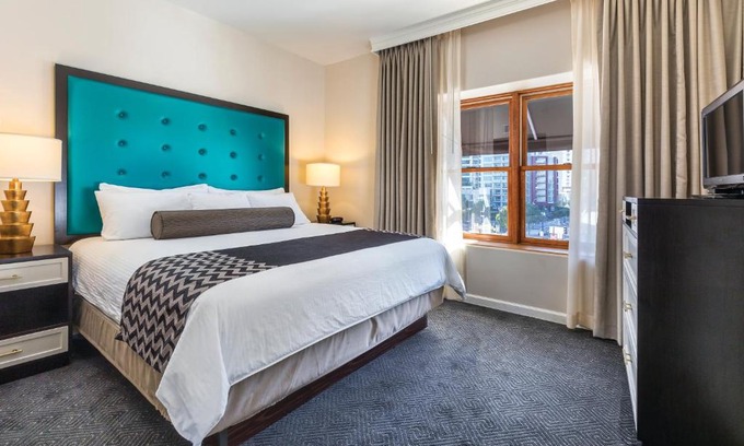 East Village Resort | WorldMark San Diego - Balboa Park