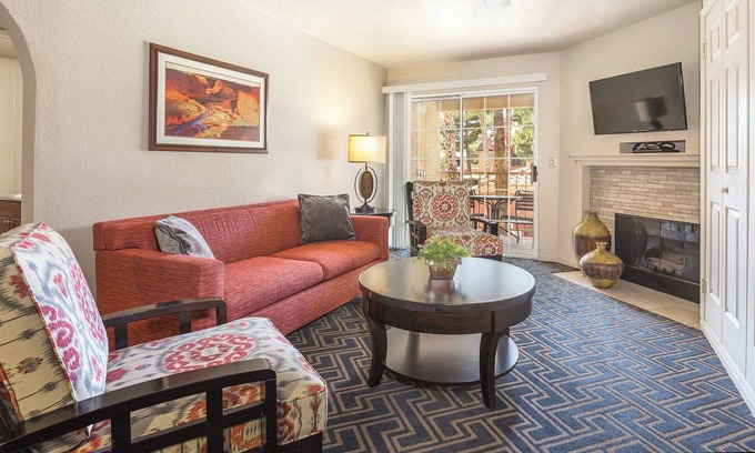 Paradise Resort | WorldMark Spencer Street Condo