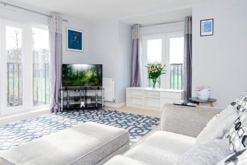Earley House | Wow Book Me 9 Beds 25 Baths Contractors,family!