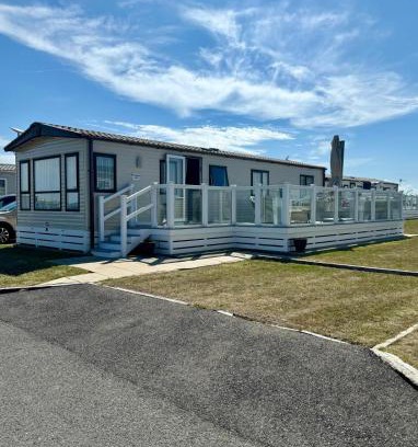 Chichester Other | WP33 Seal Bay Resort, West Point, Selsey