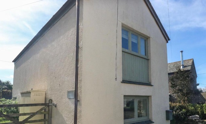 Slapton House | Wrens Nest