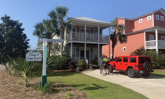 Village of Sugar Beach House | 'Wrigley's Field'.Our Charming Seagrove Beach 3 BR/BA @1 Mile to Seaside