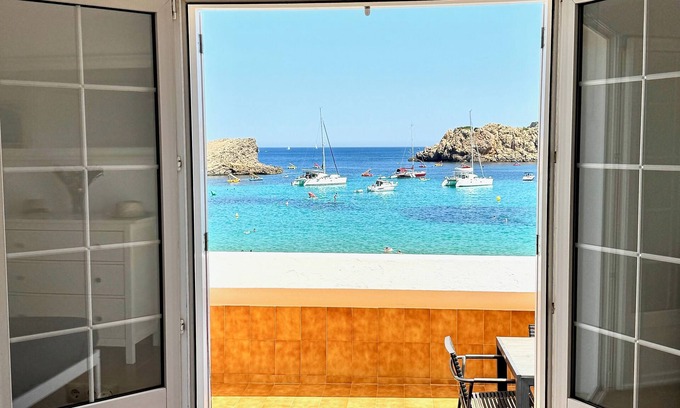 Arenal d'en Castell House | Write us! LastMinute 22Sep to 23 Oct 66%Dto Touch the sea house on the beach!