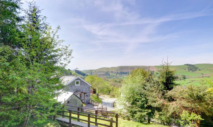 Llangurig House | Wye Retreat in Llanidloes