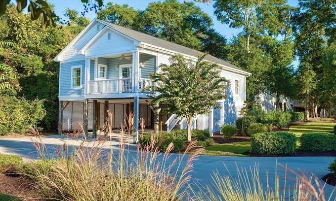 Ocean Drive Cottage | Wyndham at The Cottages - 3BR/2BA - Sleeps 10 - Resort & Beach Access