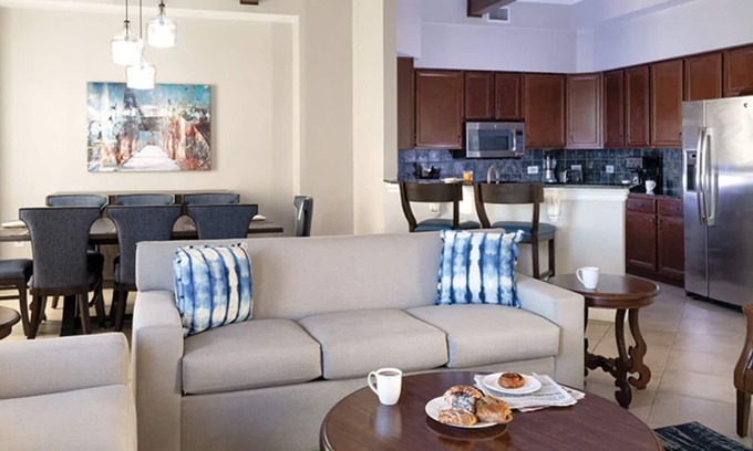 Downtown San Antonio Resort | Wyndham La Cascada Resort ~ 2B Presidential ~ In the heart of San Antonio!
