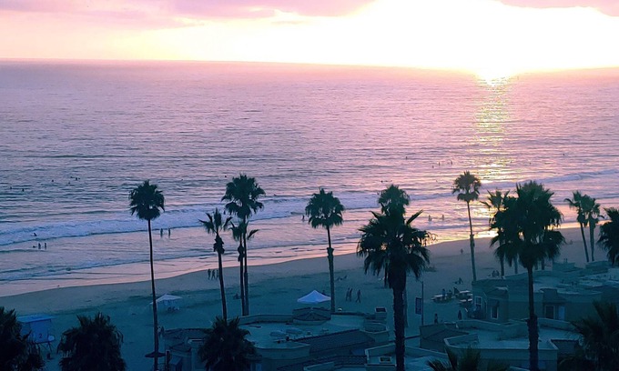 Townsite Apartment | Wyndham Oceanside Pier Resort - 3 Bedroom Ocean View Presidential Suite - Ocean