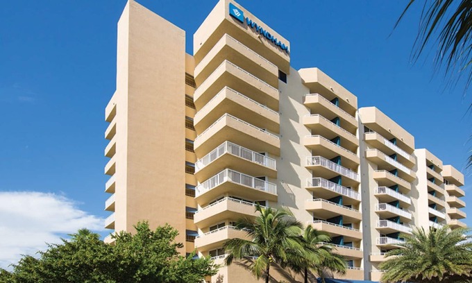 Pompano Beach Resort | Wyndham Santa Barbara, 1 Bedroom Condo, Free WiFi and Parking