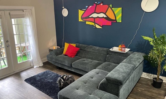 SoNo Apartment | Wynwood Blu an Art Captivated space in Midtown Atlanta-scenic rooftop