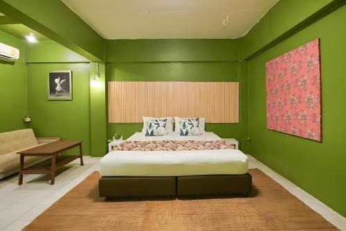 Wang Burapha Phirom Apartment | X GO INN The Grand Palace - โกอินน์ MRT สามยอด