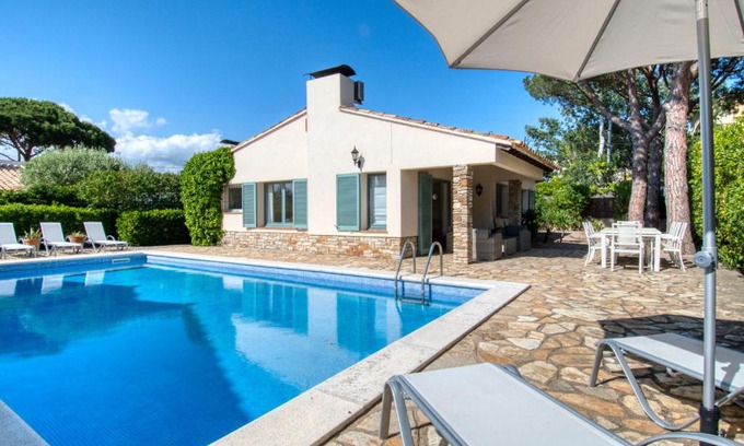 Calella de Palafrugell Villa | Xalet prat xirlo