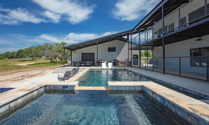 Valley Mills Other | Xenia Creek Barndo l hot tub l pool l Valley Mills, Clifton, Waco, Gatesville