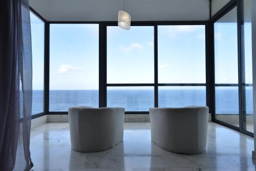 Sliema Apartment | XL Seafront Home in Sliema