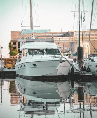 La Rochelle City Centre Boat Rental | Yacht La Rochelle, 5 pers, 2 sdb