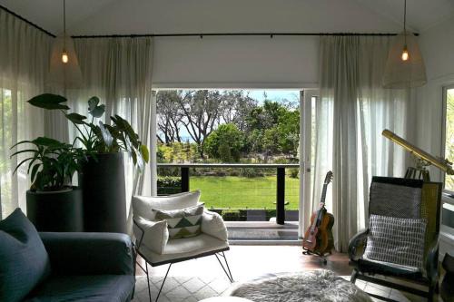 Suffolk Park House | Yallambee Suffolk Park Beach Front