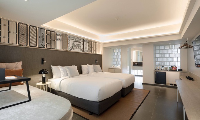 Central Pattaya Hotel | YANH Ratchawat Hotel