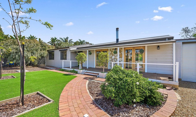 Yankalilla House | Yankavilla ~ Yankalilla - A Charming 3 Bedroom Cottage in Tranquil Yankalilla Village