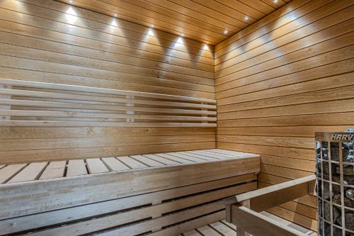 Downtown Kuopio Apartment | Ydinkeskustan uusi kahden makuuhuoneen huoneisto, sauna ja 2 wc