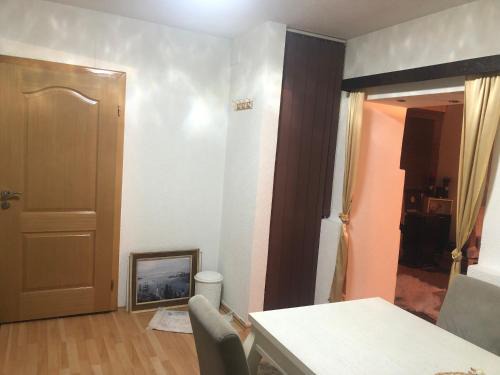 Visoko Apartment | Yellow house