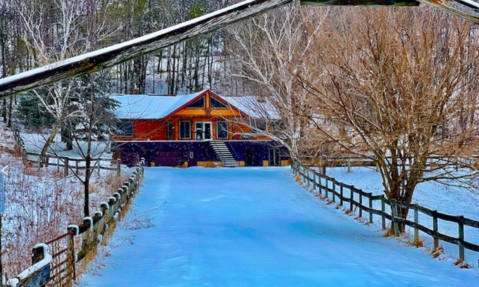Linton Cabin | Yellow River Lodge w/ Hot Tub & Pool