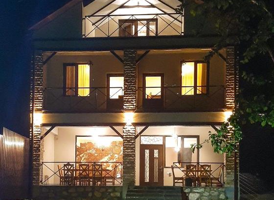 Kaputan House | Yengibar's Family house