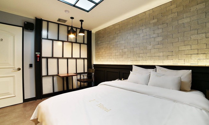 Yeosu Hotel | Yeosu 1st Avenue Hotel