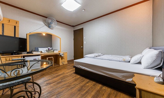 Mokpa-ri Hotel | Yesan Supsok Motel