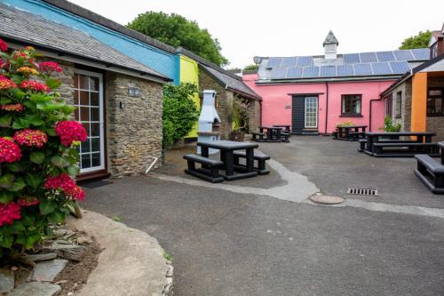 Berrynarbor Ski Chalet | Yetland Farm Holiday Cottages