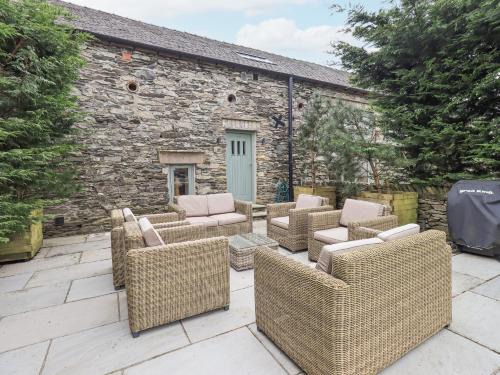 Penny Bridge House | Yew Cottage