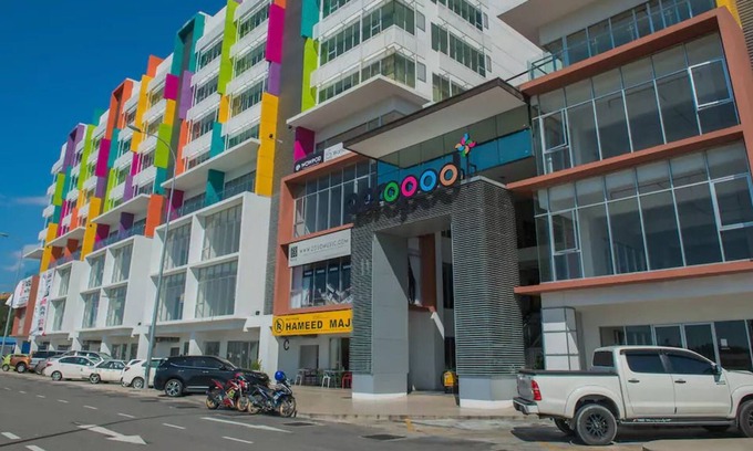 Tanjung Aru House | YO.OM Colorful Family Home 3 Pax