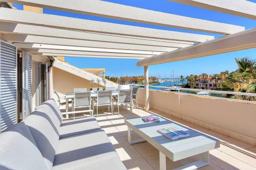 Sotogrande Apartment | YOLO Spaces - Sotogrande Sea View Penthouse