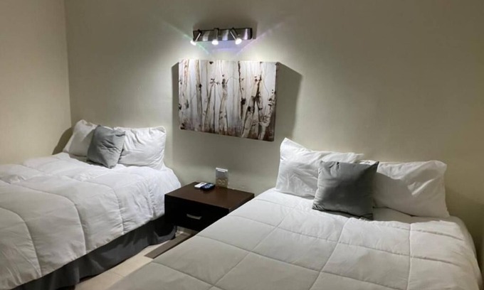 Piedras Negras Hotel | Yolotl Sleep Experience