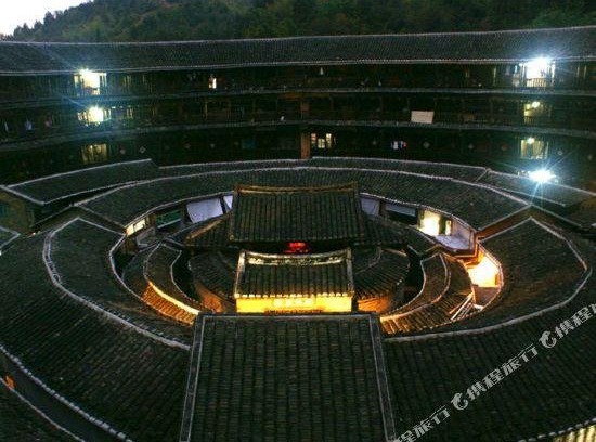 Longyan Hotel | Yongding Qiaofu Building Doctor Home Inn