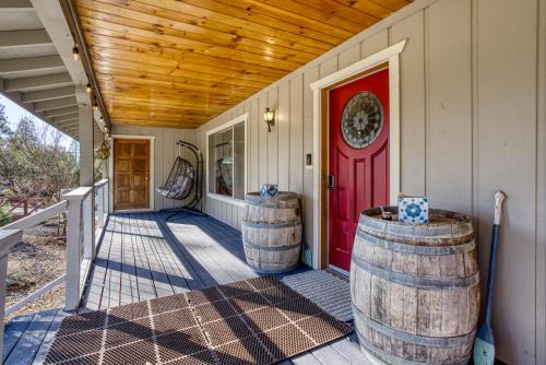 Mariposa House | Yosemite retreat, Mariposa home, deer watching and star gazing