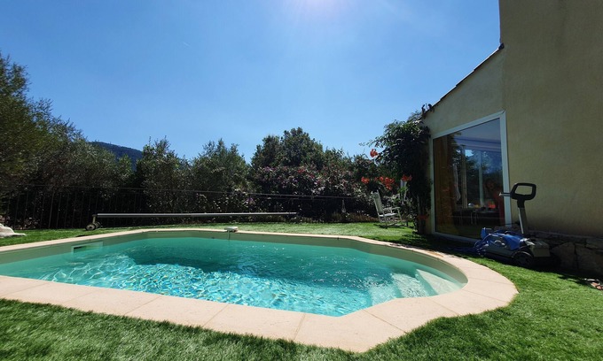 Les Adrets-de-l'Esterel House | You are almost there . on vacation in the sun