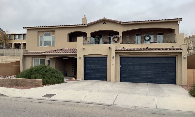 Westside House | You are invited to enjoy the Land of Enchantment and a stay at Casa Sapien!