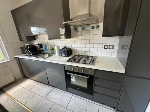 Bellingham Apartment | Your Cosy Corner in South East London- 2 Beds