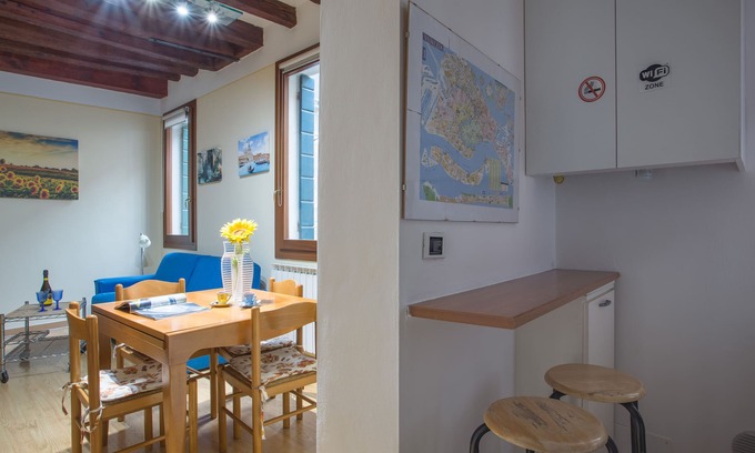 Cannaregio Apartment | Your cozy Flat In The Beating Heart OfVenice/Great discount during Winter season