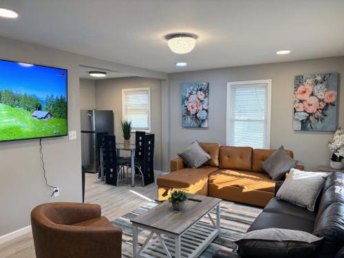 West Seneca House | Your Cozy Home Away From Home king bed, parking