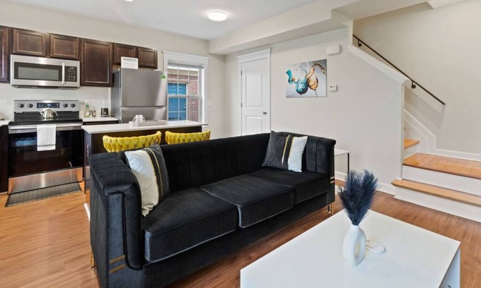 Midtown Apartment | Your Cozy One Bedroom Midtown