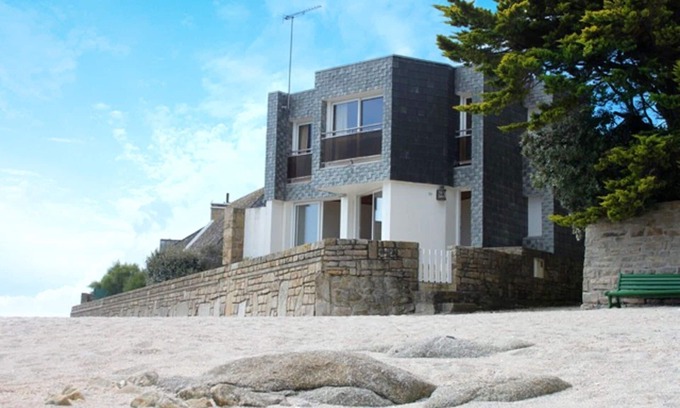 Loctudy House | Your garden: the beach